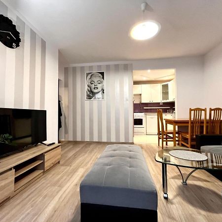 Charmig Apartment クラクフ エクステリア 写真